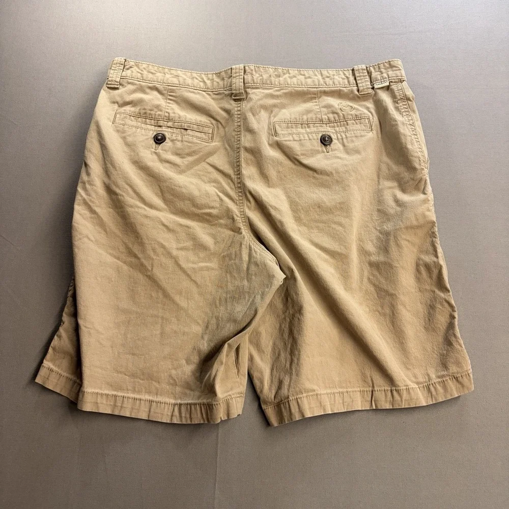 Magellan Outdoors Mens Shorts 38W Khaki Tan Casual Hiking Outdoor Chino